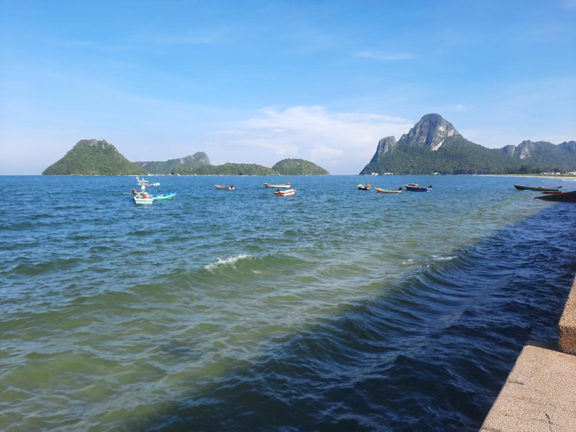 Thaimex Cafe & Homestay Backpackers- Adults Only 쁘라쭈압키리칸 외부 사진